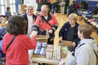 Momente der Nähe beim Wohlfühlmorgen der Malteser in Hildesheim. Foto: C. Gossmann/Malteser