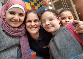 Geflüchtet und willensstark: Ein syrisches Mädchen, das eine Vorbereitungsschule in der Türkei besucht